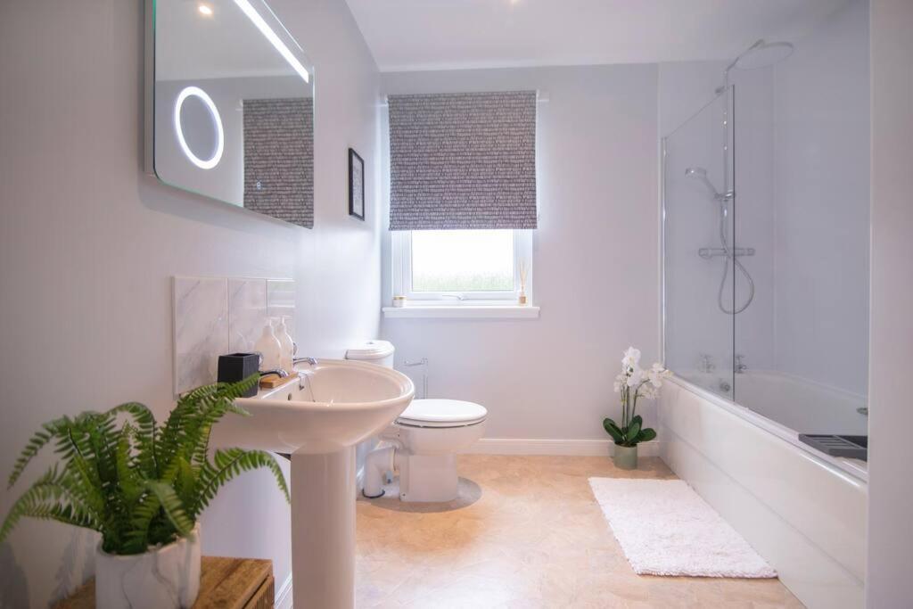 הוילה אינברנס Calm Scottish Country Escape With Hot Tub Sleeps 6 מראה חיצוני תמונה